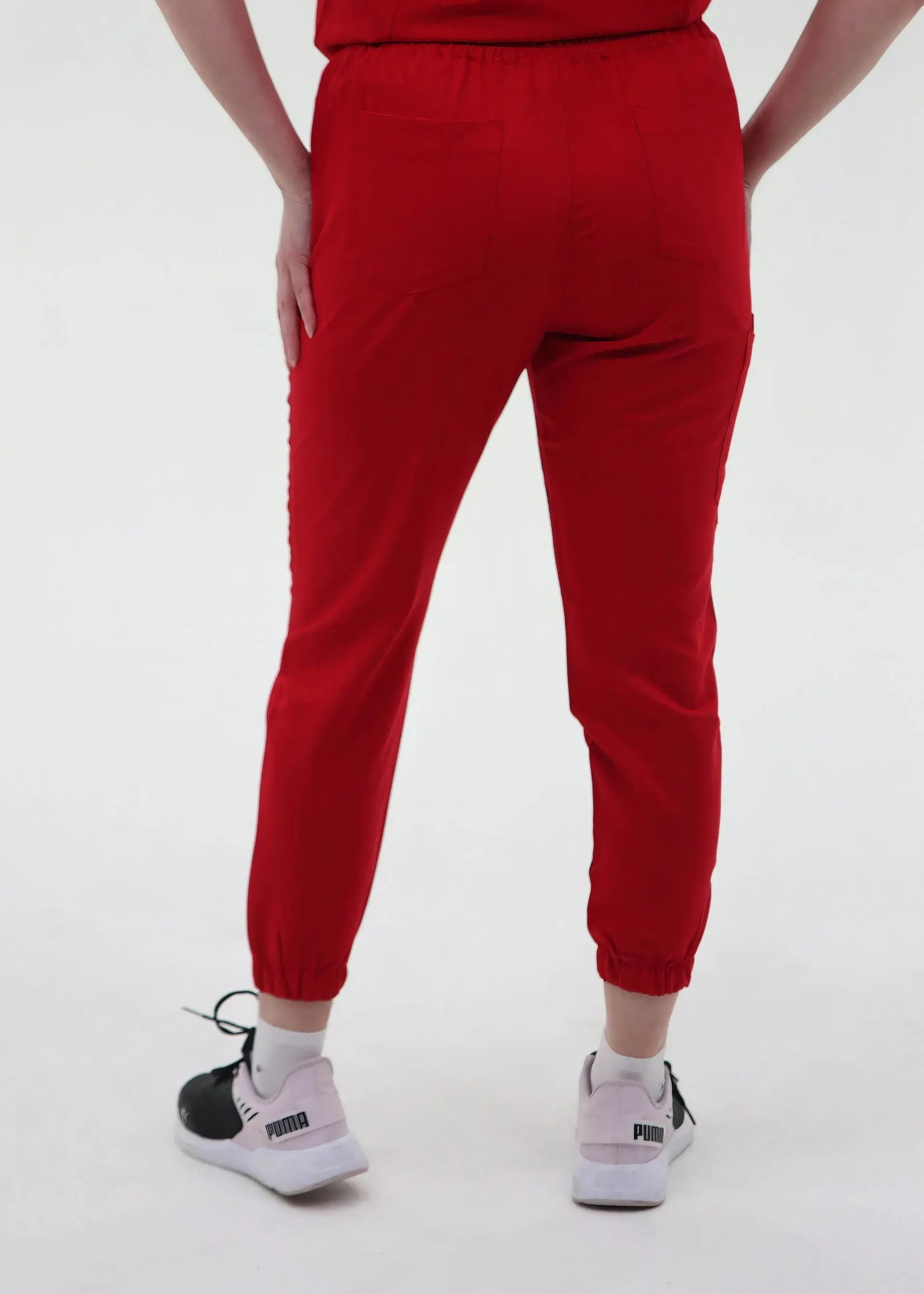 GABRIELLA STYLE™- PANTALON JOGGER SIX POCHES ROUGE MALIBOU SoignerAvecStyle™