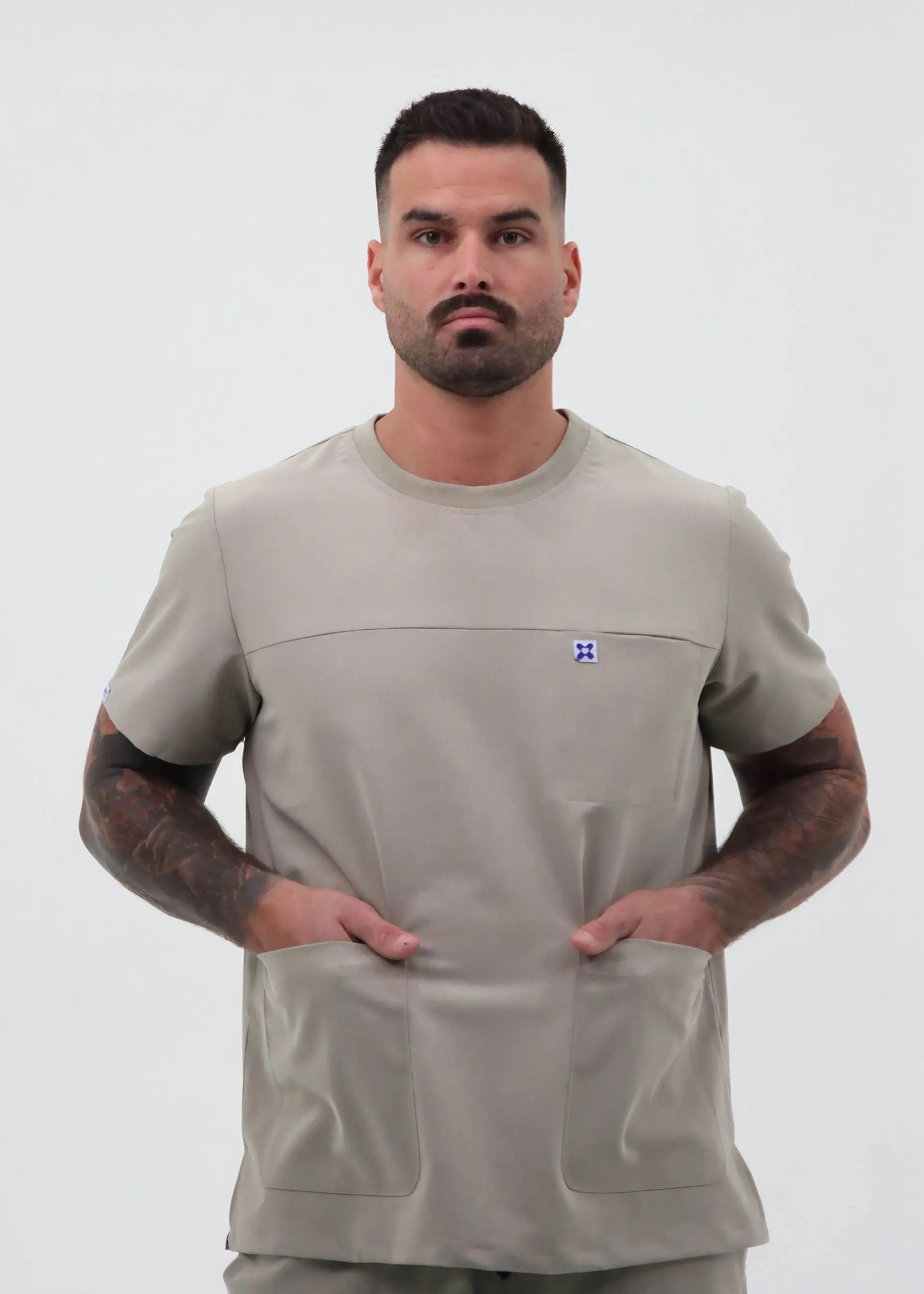 DANIEL HENLE - SCRUB TOP COL ROND SoignerAvecStyle™