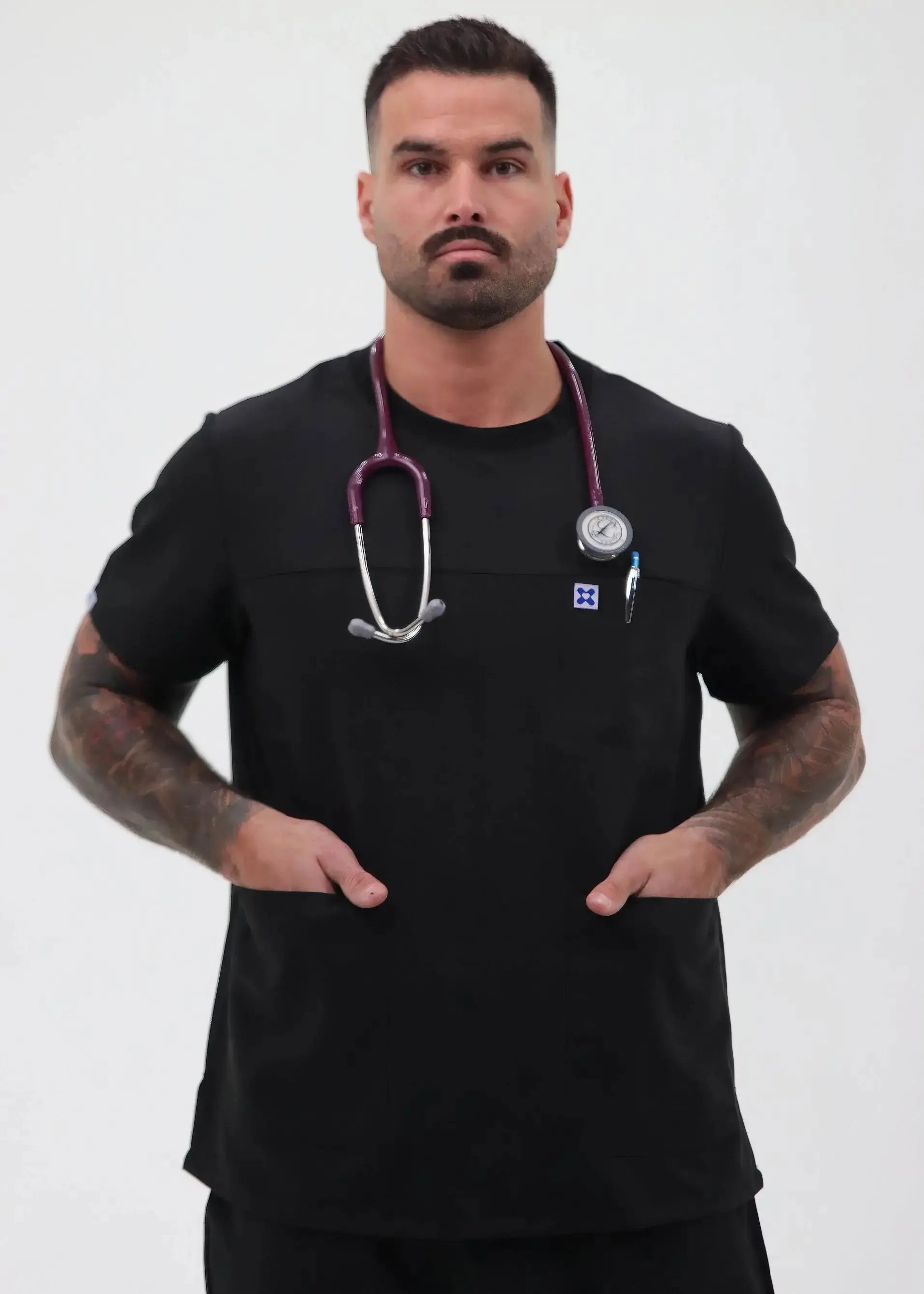 DANIEL HENLE - SCRUB TOP COL ROND SoignerAvecStyle™