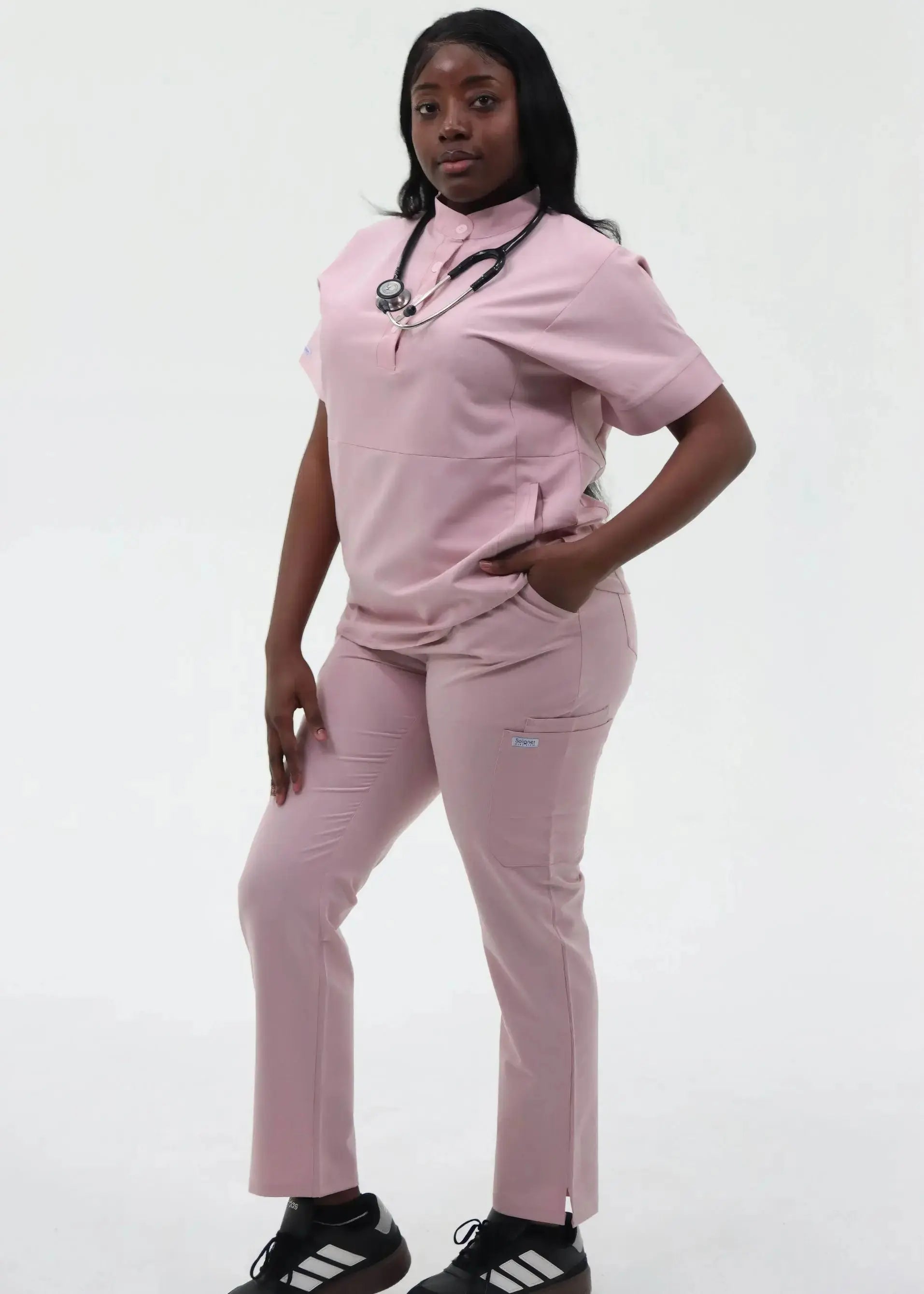 ALICIA STYLE™ - PANTALON COUPE DROITE SEPT POCHES ROSE PASTEL SoignerAvecStyle™