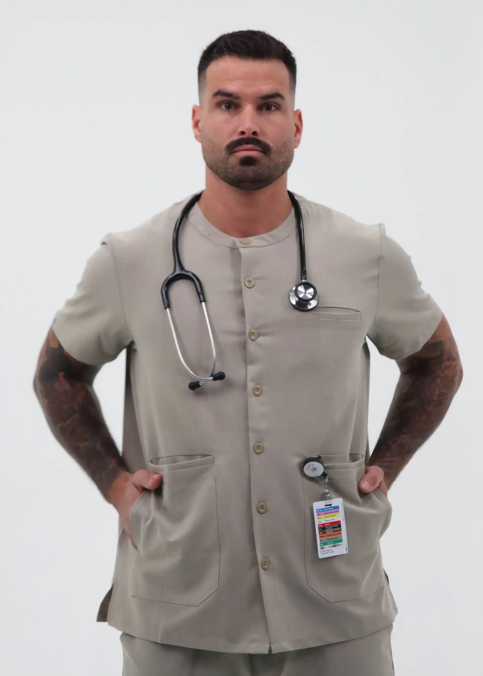 Daniel Henle scrub top SoignerAvecStyle™