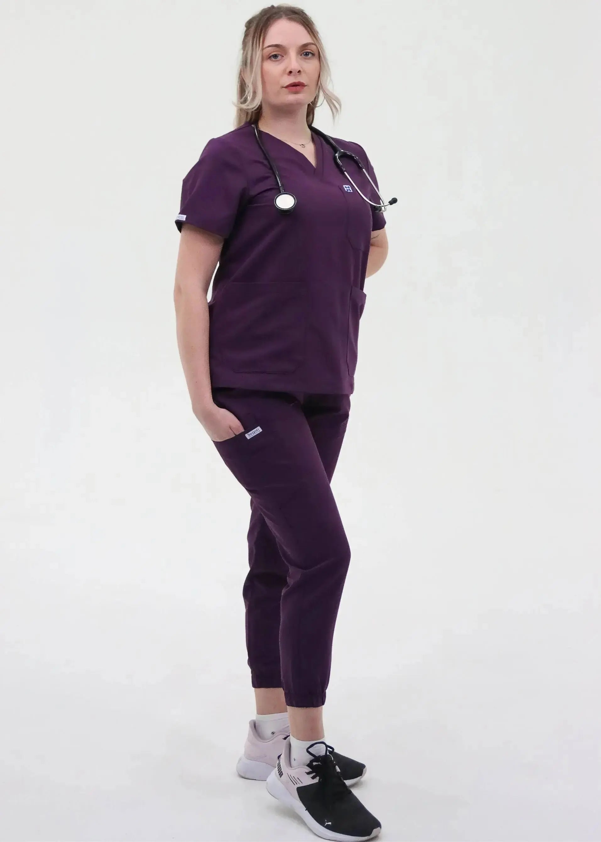 EVA STYLE™ - PANTALON JOGGER SIX POCHES AUBERGINE SoignerAvecStyle™